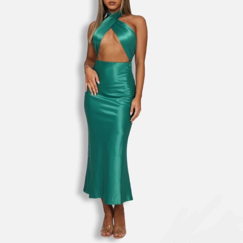 White Fox Boutique emerald green, silk-look, midi dress.